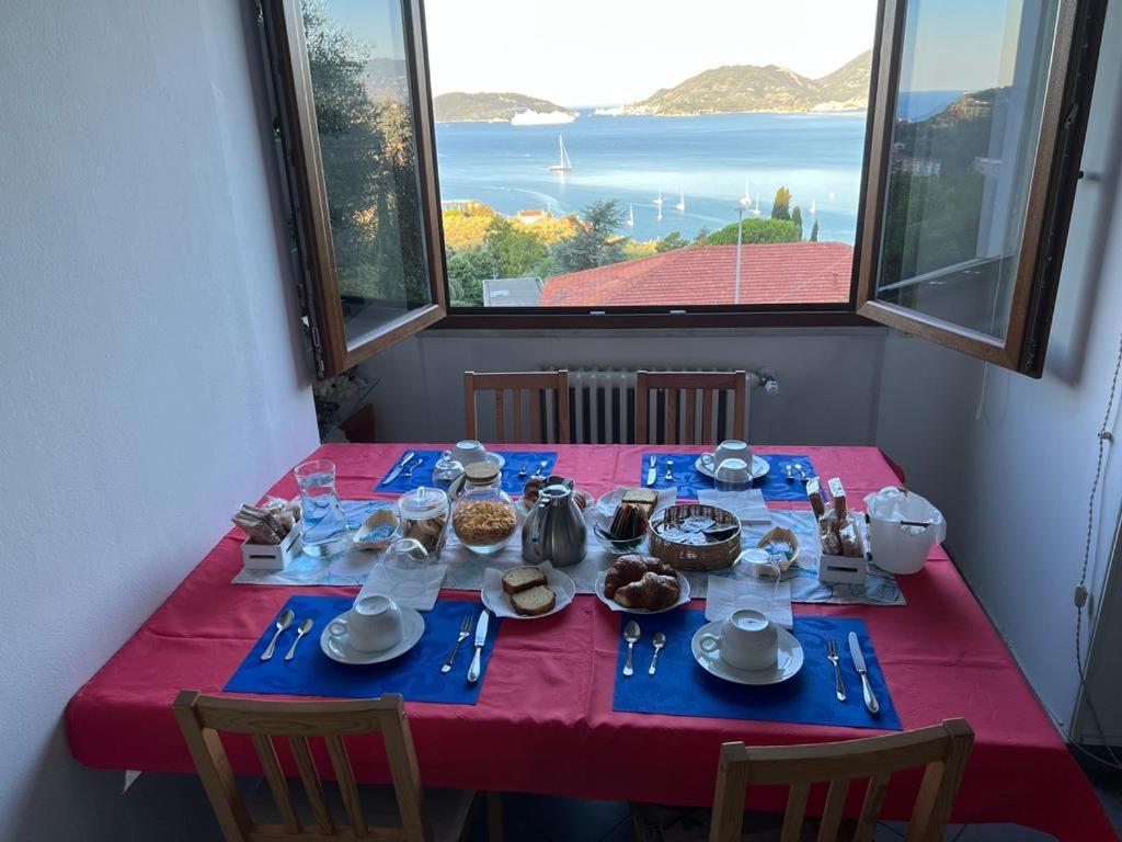 B&B Camera Bellavista Леричи Екстериор снимка