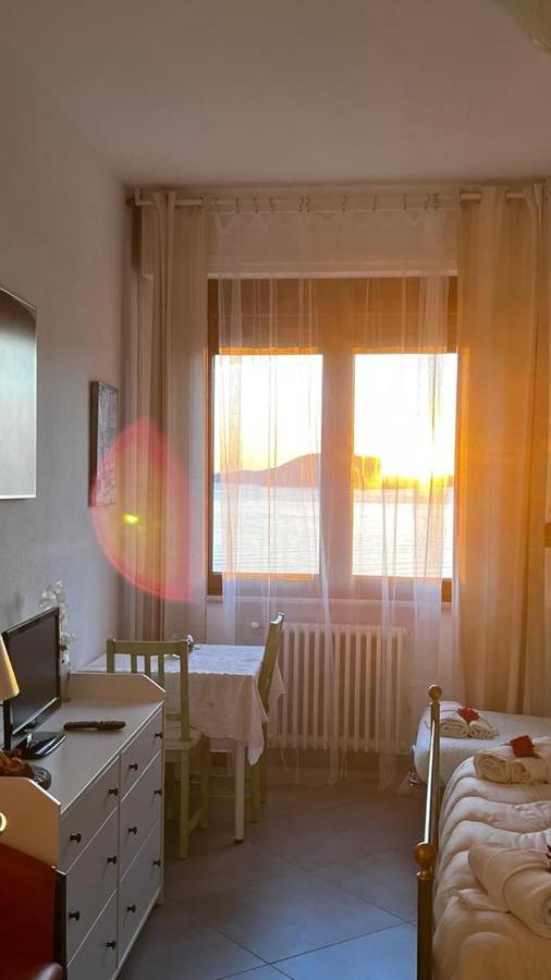 B&B Camera Bellavista Леричи Екстериор снимка